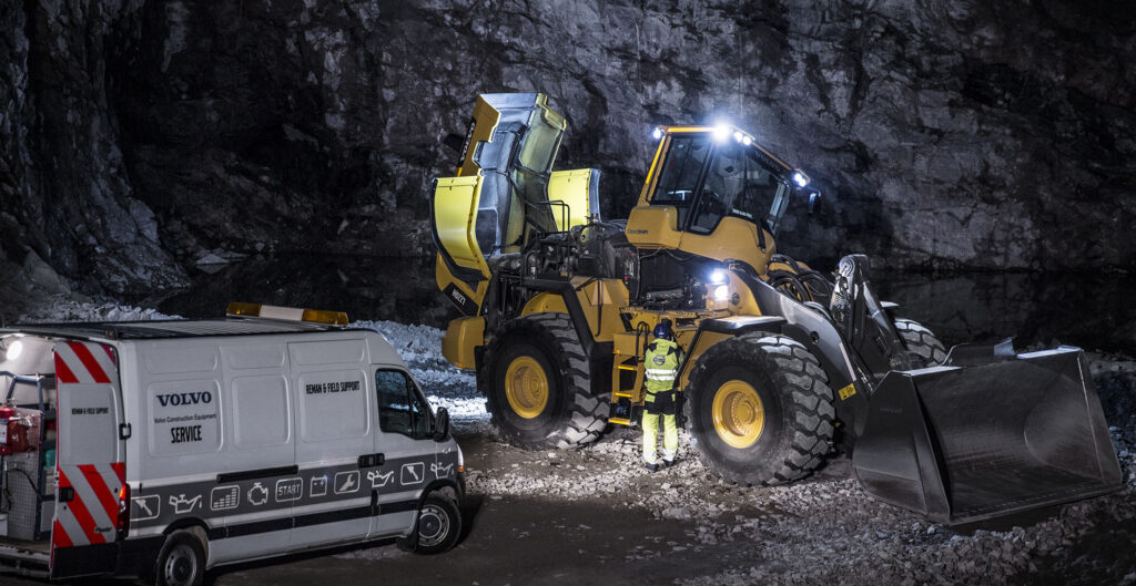 Volvo Benefits Wheel Loader L220h T4f Tilting Cab 2324x1200 1024x529, Topspot