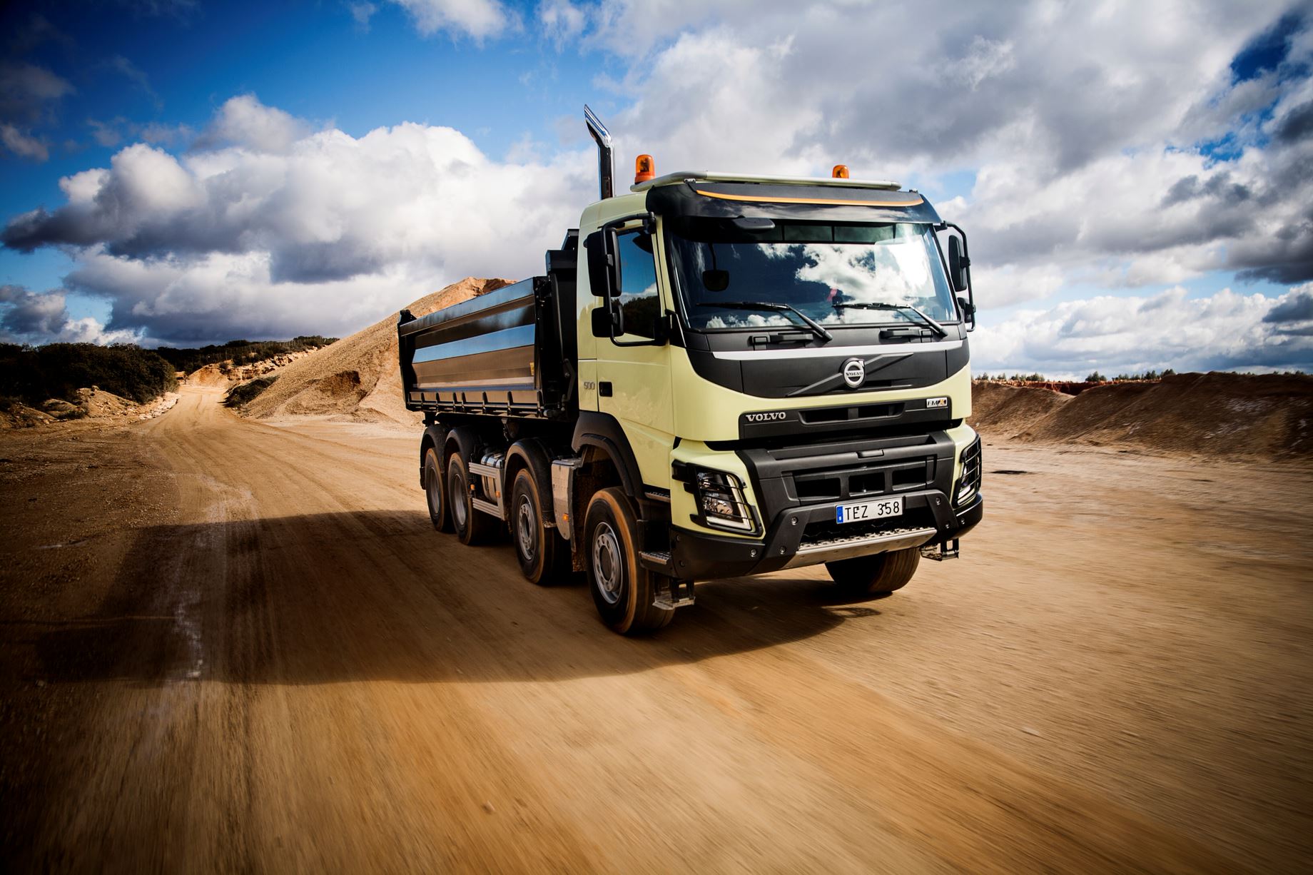 Volvo FMX – a robust construction truck