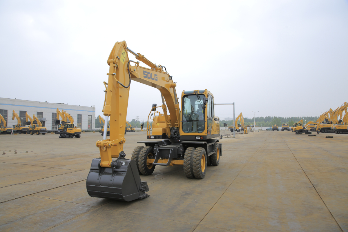 wheeled excavators e7150f