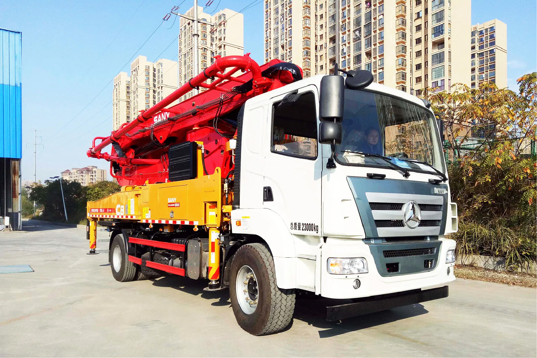 Sany Truck Mounted Pump In City, Topspot