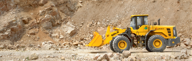 sdlg-wheel-loader-in-quarry-side-view