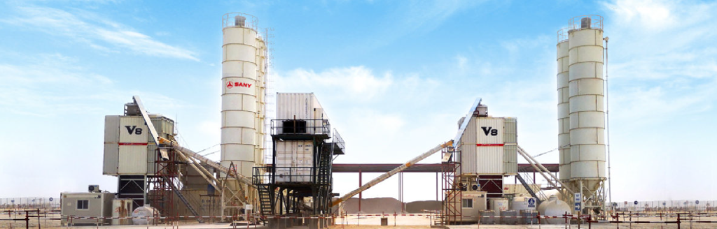 Skip Hoist or Inclined Belt? Choosing the Right Concrete Batching Plant for Your Site Layout